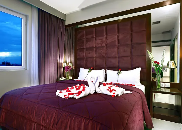 Royal Palm Hotel & Conference Center Cengkareng Jakarta